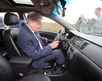 Владимир Семашко протестировал электромобиль